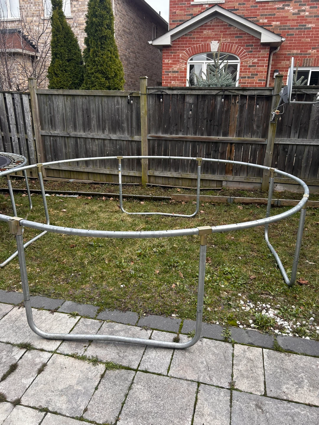 Trampoline - photo 2
