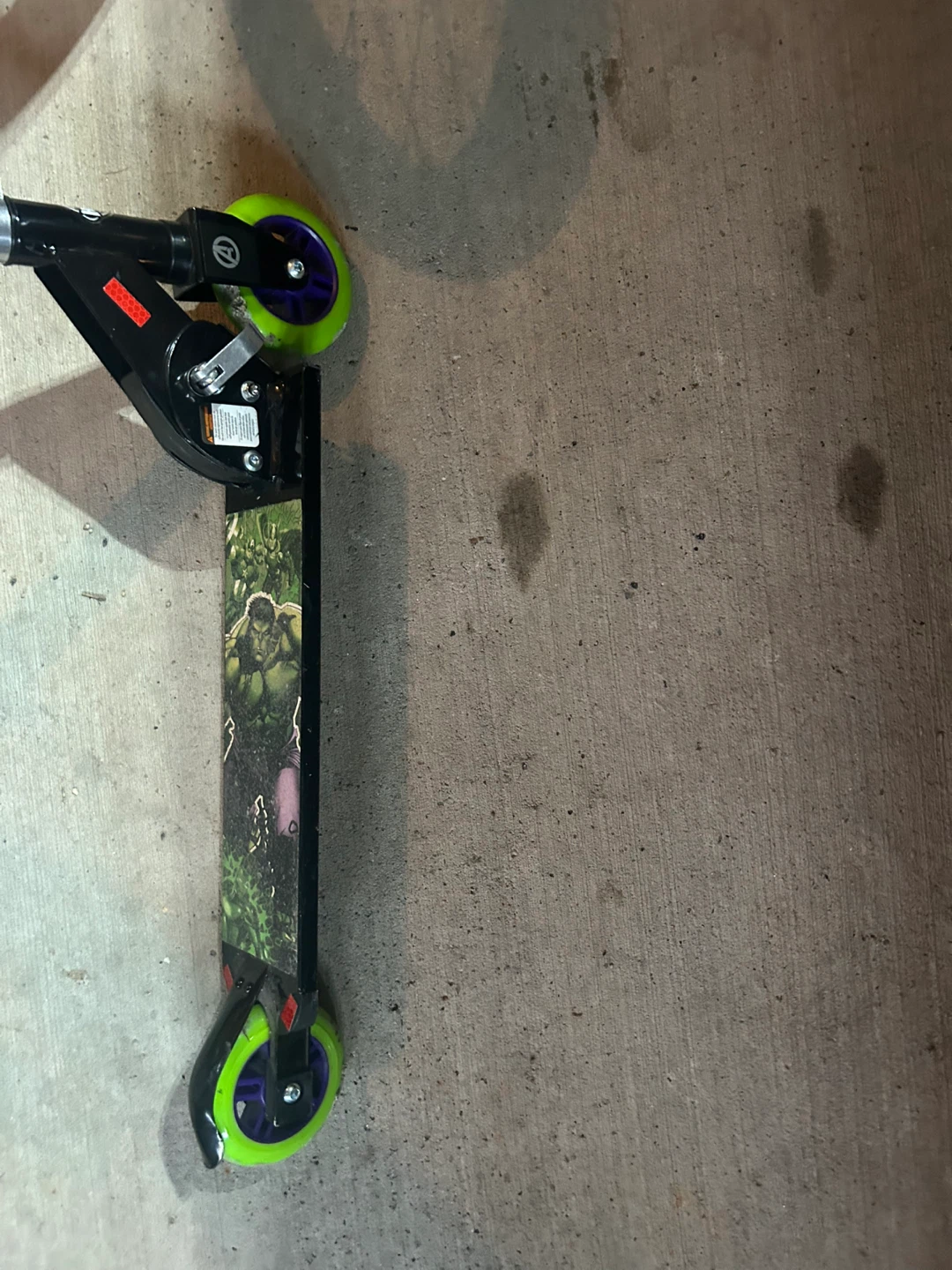 Marvel Hulk Kids Scooter - photo 4