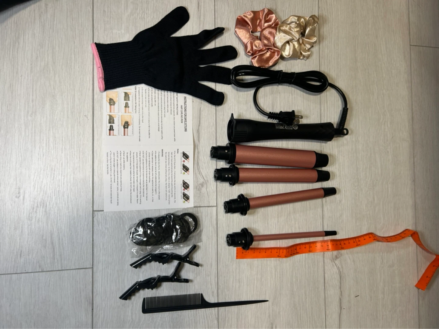 Interchangeable Hair Curler Set with 5 Barrels