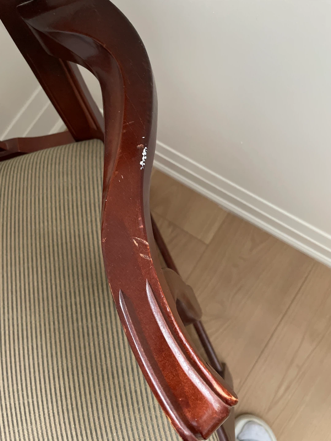 Wooden accent Chair with Striped Seat - photo 2