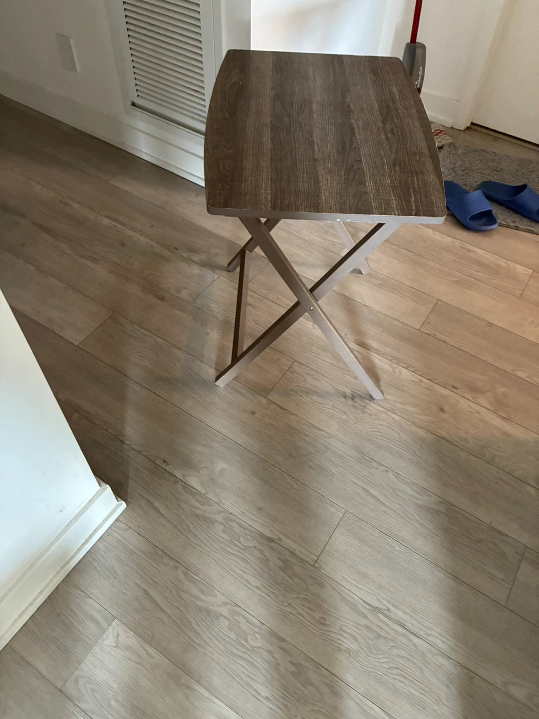 Coffee table foldable
