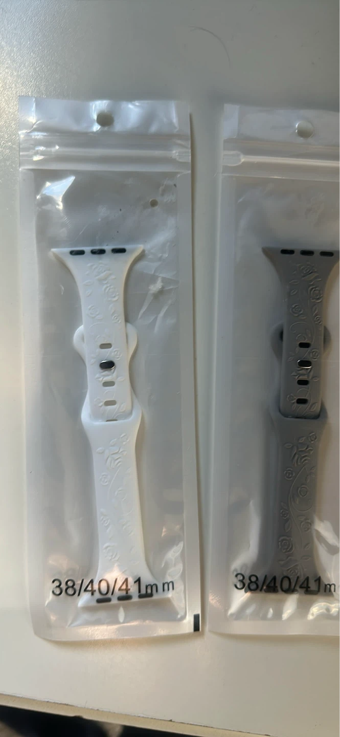 Apple Watch Band 38/40/41mm Silicone Rose Embossed - White