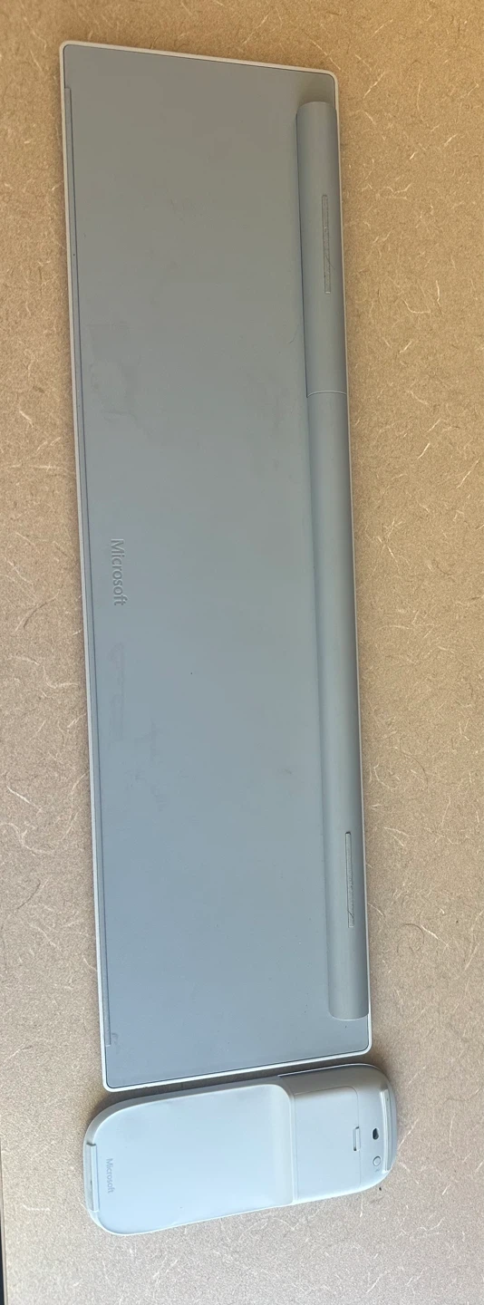 Microsoft Surface Wireless Keyboard and Mouse Set - Silver - photo 2