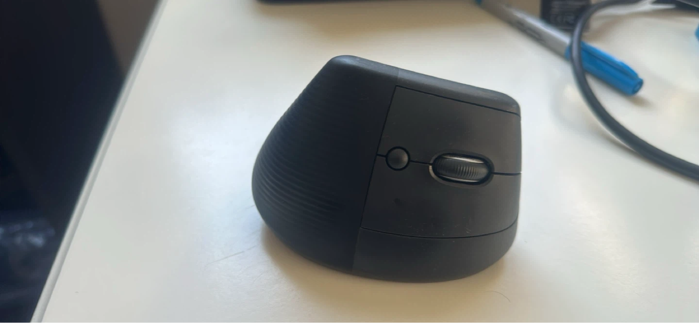 Logitech Vertical MX Master 3S Mouse - photo 2