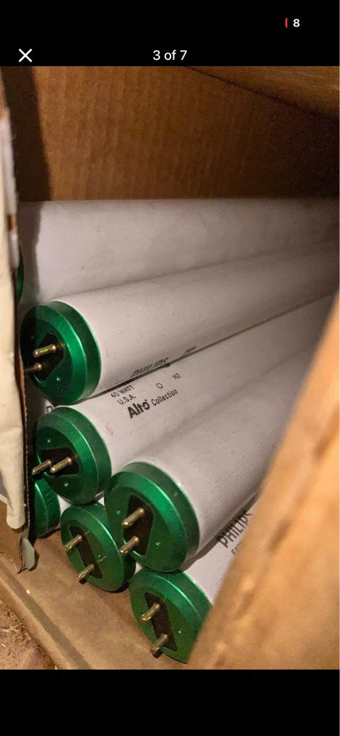 Brand new - Philips Fluorescent Light Bulbs - Various Wattages - photo 3