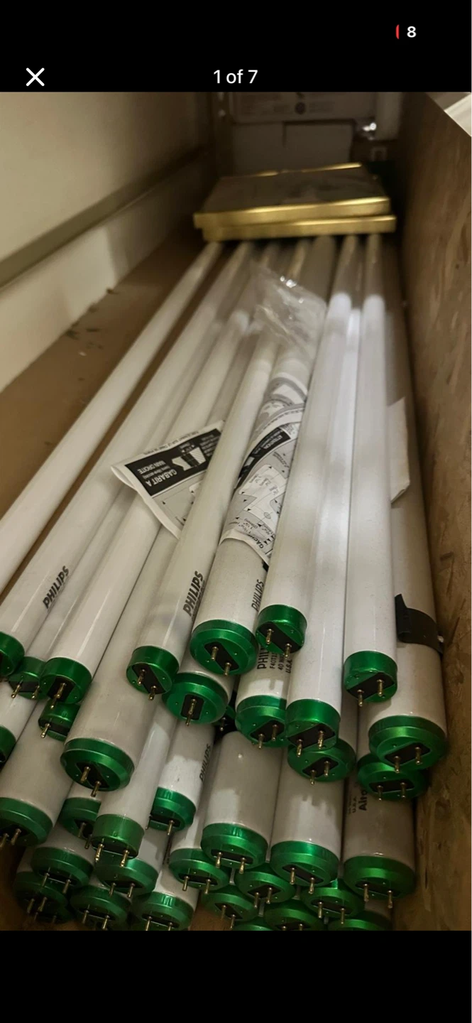 Brand new - Philips Fluorescent Light Bulbs - Various Wattages - photo 2
