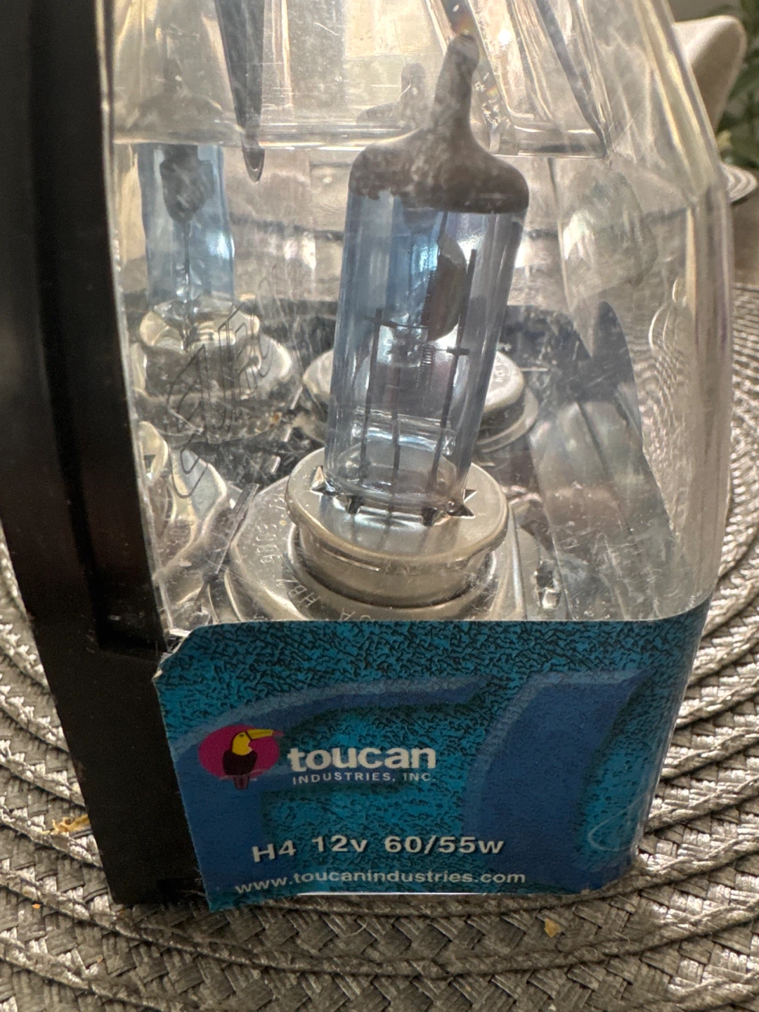 Eurolite Xenon Fusion H4 Headlight Bulbs - photo 3