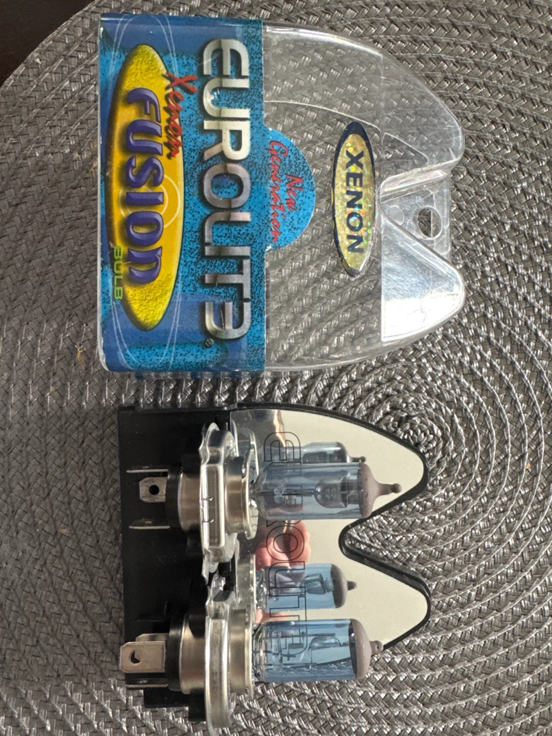 Eurolite Xenon Fusion H4 Headlight Bulbs - photo 2