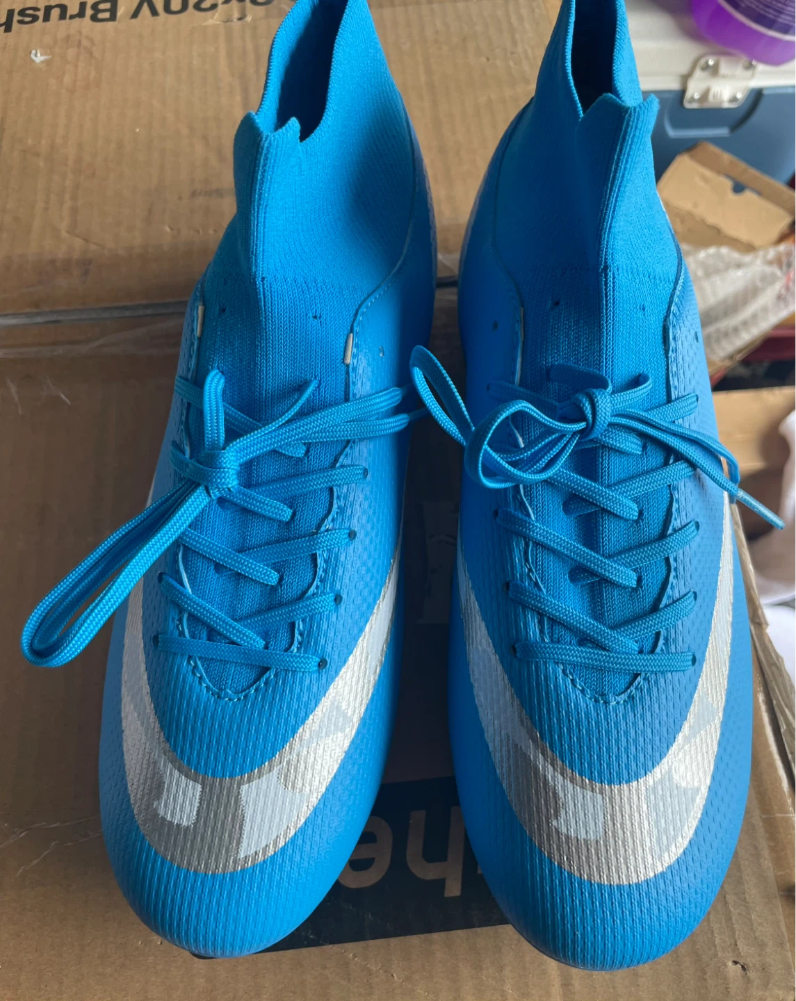 Kids Blue Soccer Cleats Size 40