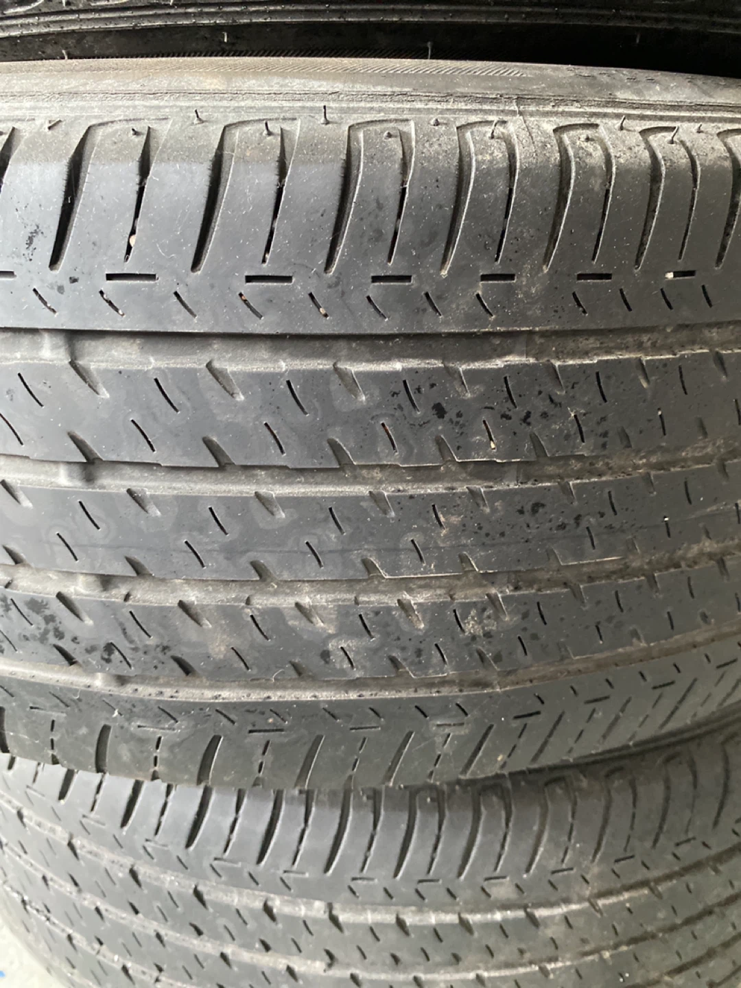 Set of 4 Tires - 215/55R16 93H - photo 3