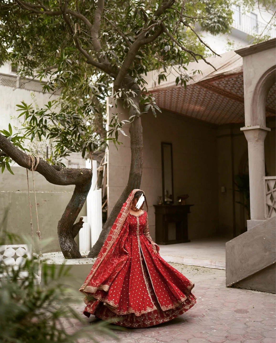 Zara Shahjahan Bridal Dress Red Pakistani - photo 2