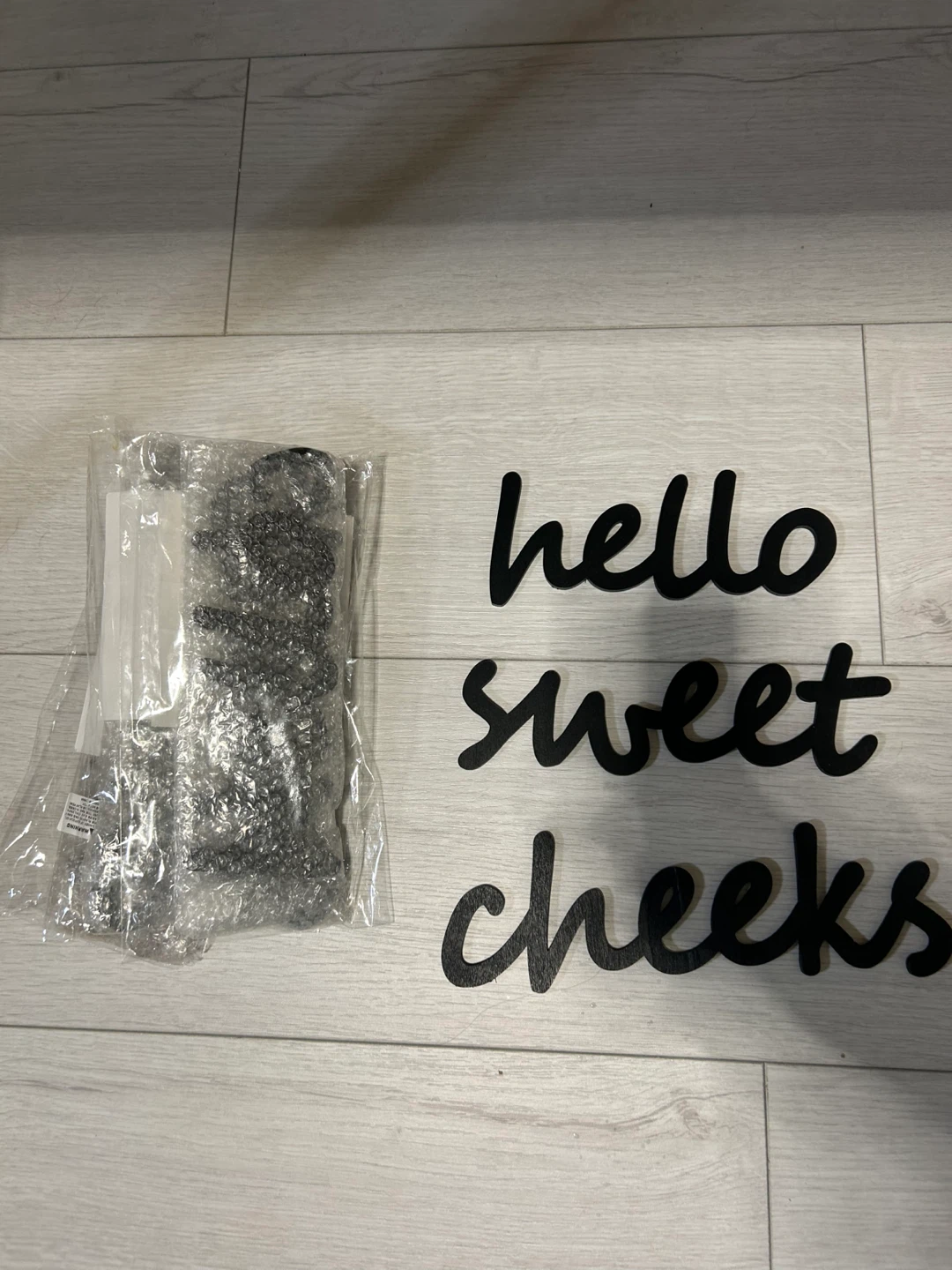 Black "Hello Sweet Cheeks" Wall Art - photo 3