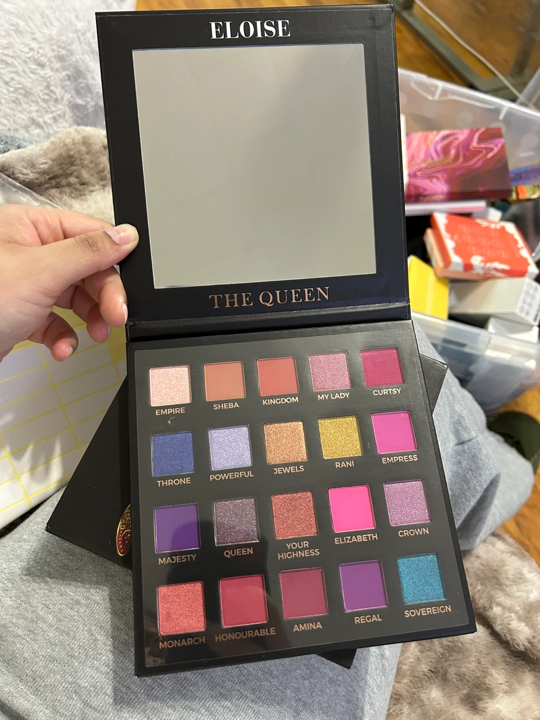 Eloise The Queen Eyeshadow Palette - photo 2