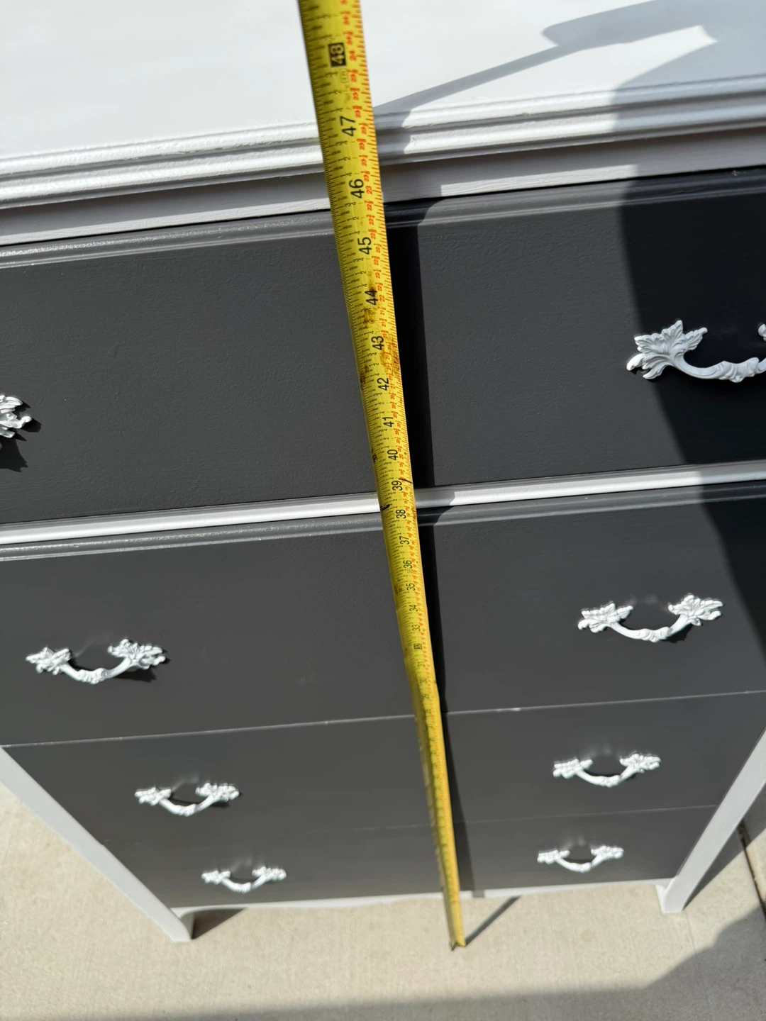 Wooden Gray and White 5-Drawer Dresser - photo 4