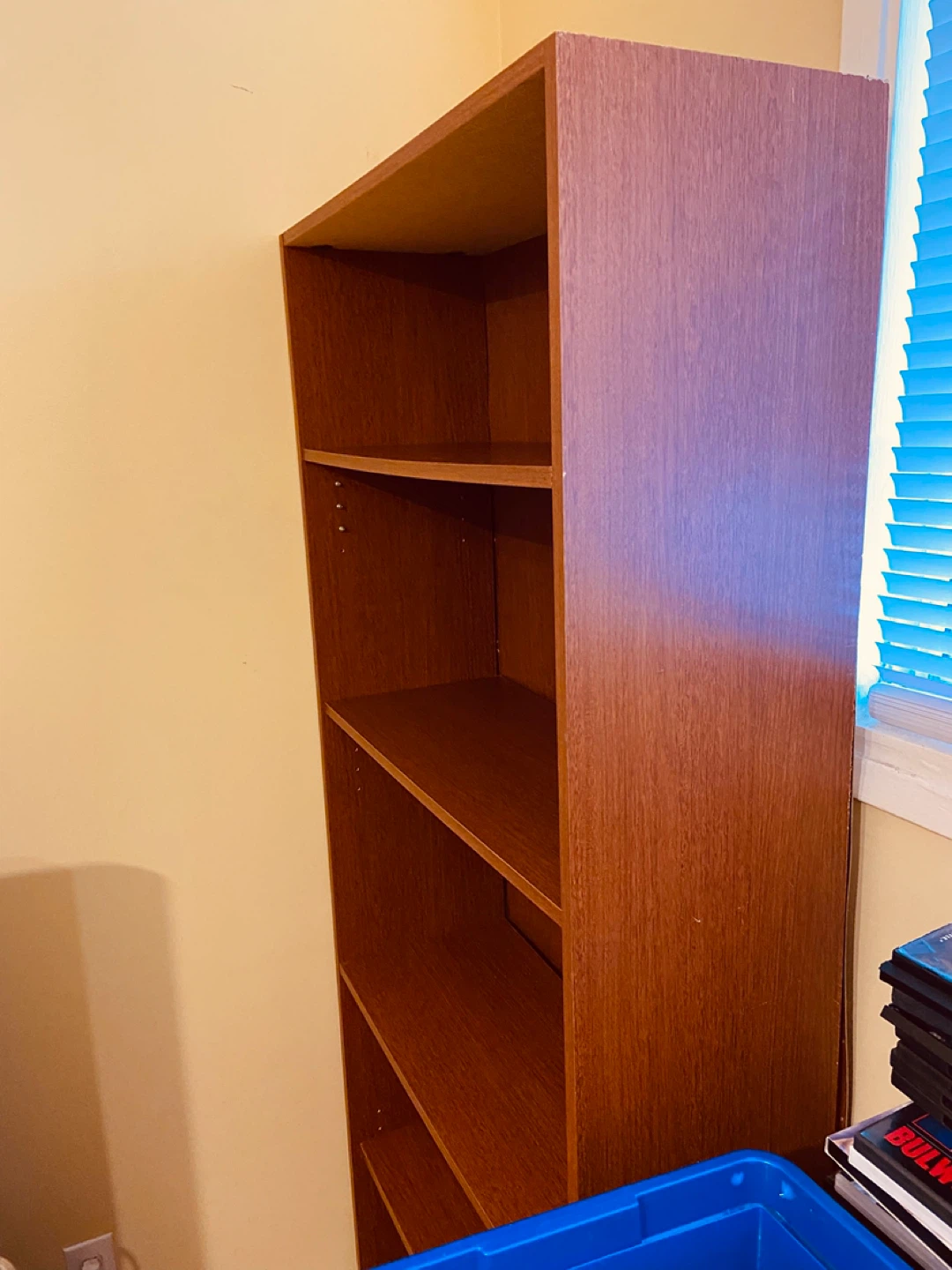 Wooden Bookshelf - photo 2