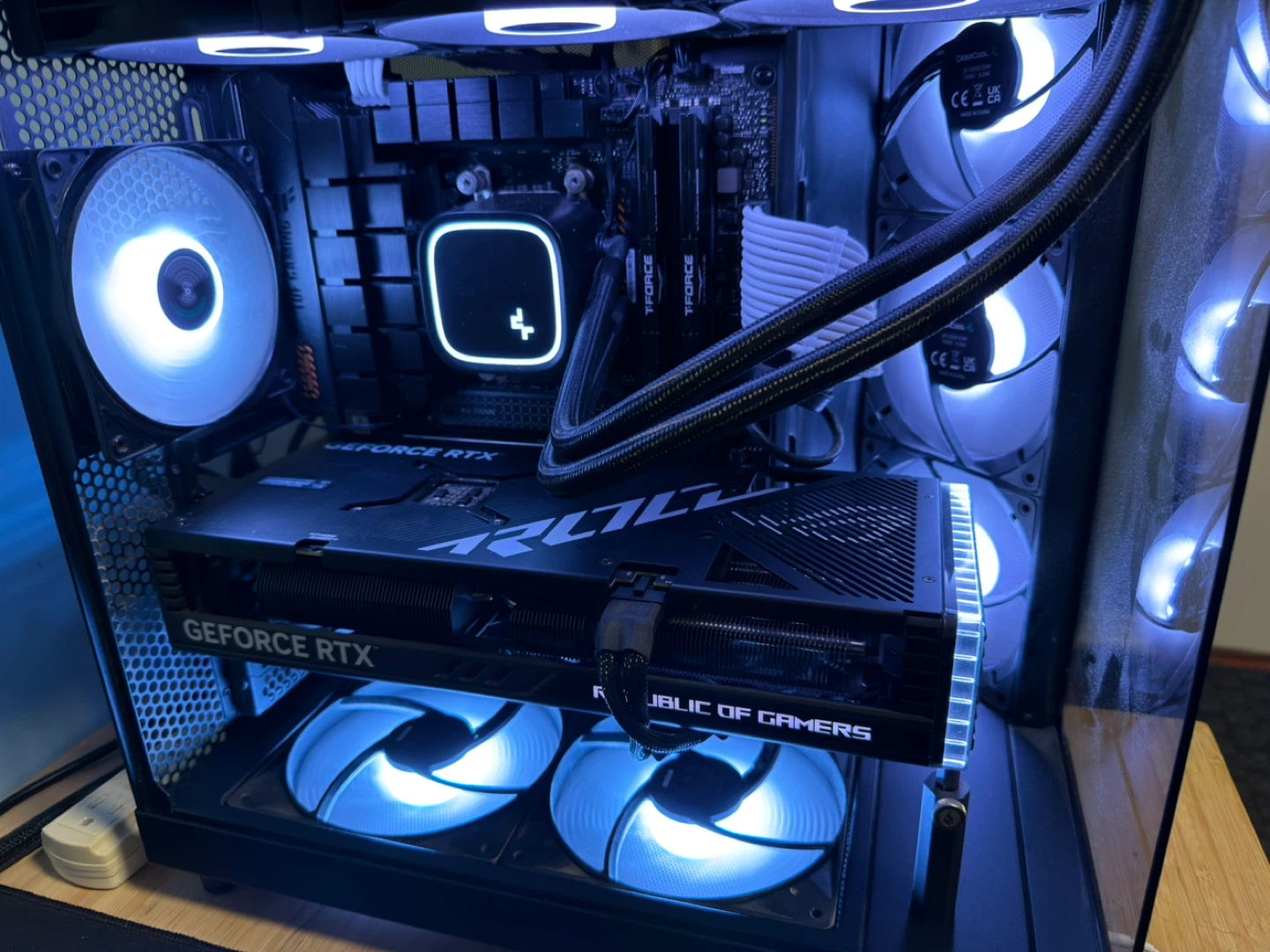 Rog strix 4070 super