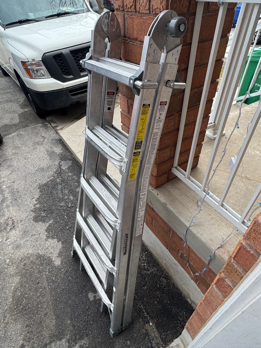 Black & Decker Multi-Position Ladder - photo 2
