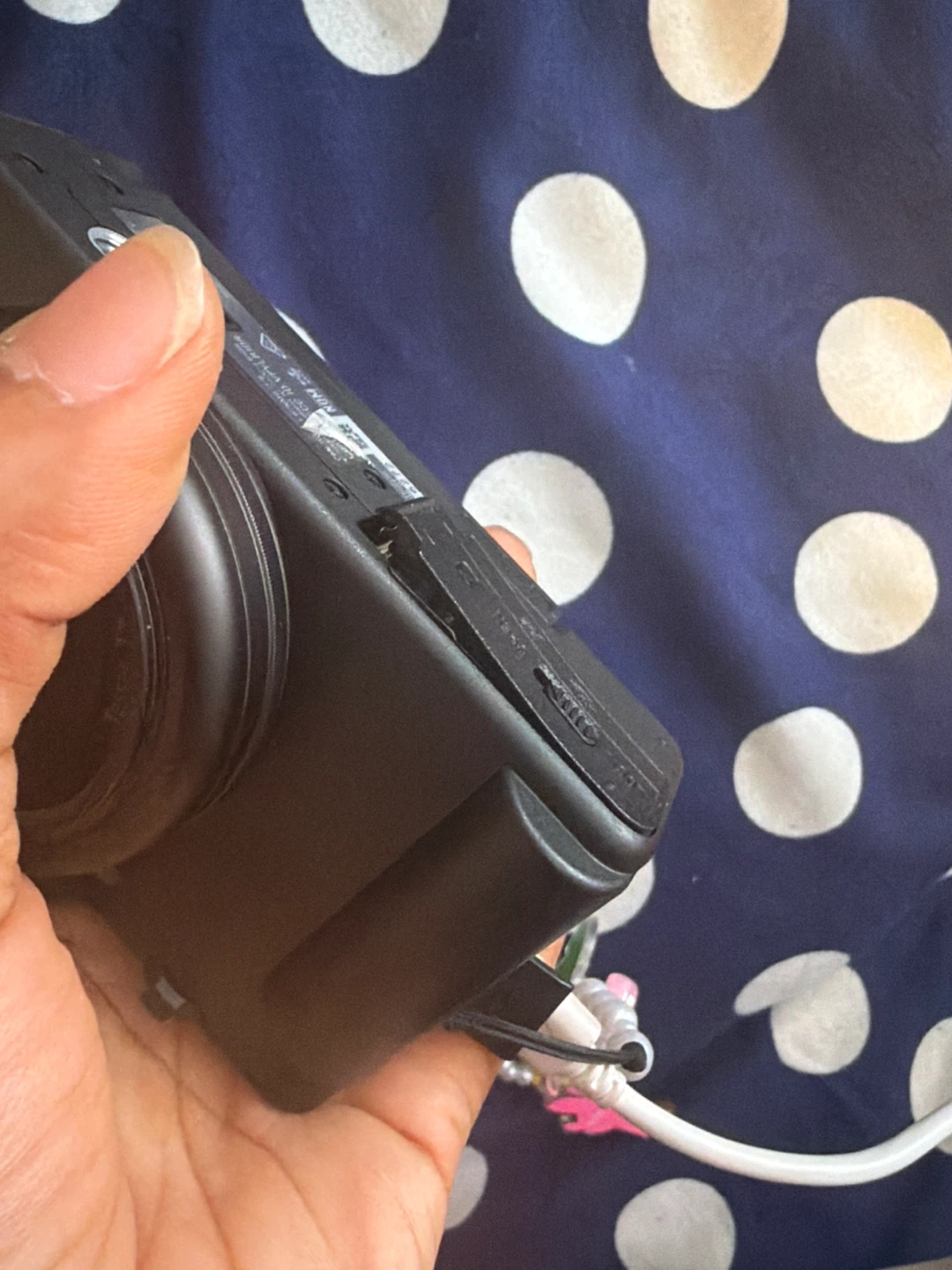 Sony ZV-1 Digital Camera - photo 4