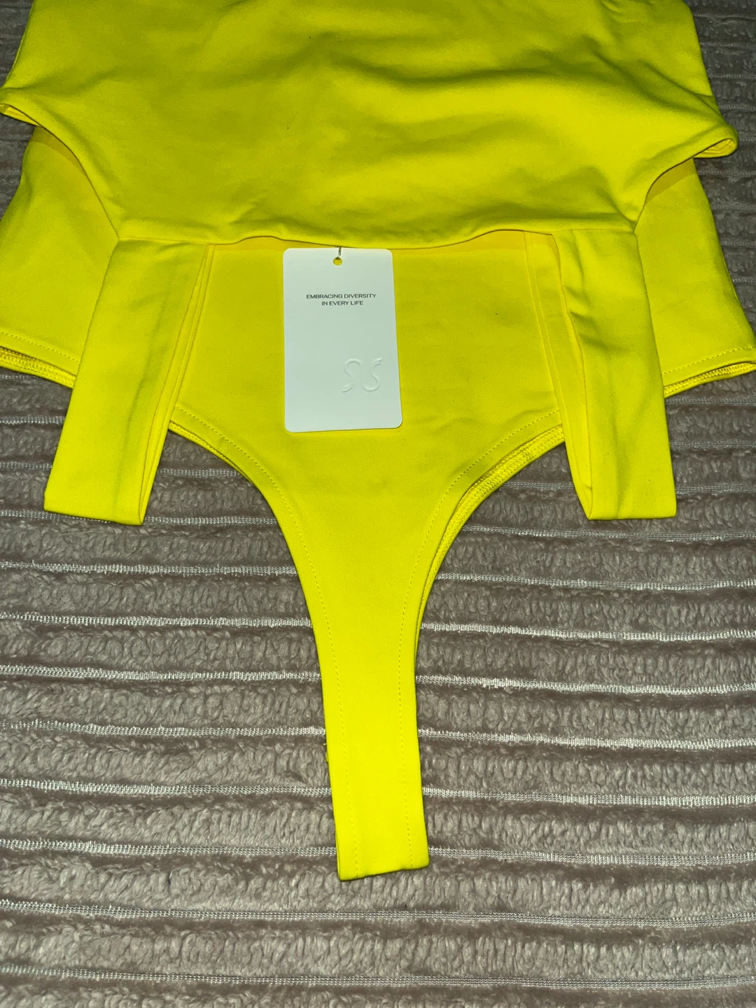 Reoria Yellow Bodysuit - Size S - photo 3