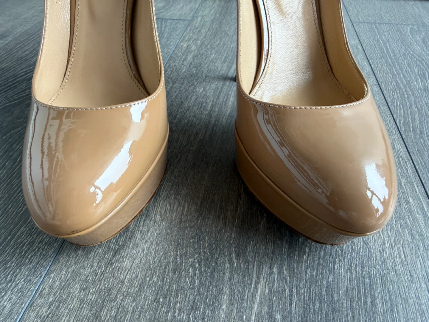 Authentic Sergio Rossi Patent Leather Platform Heels Size 36.5 - photo 4