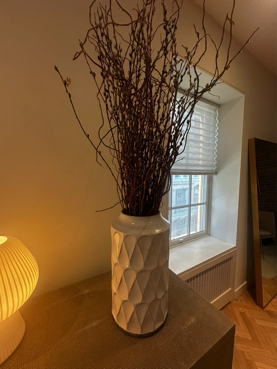 Crate & Barrel Kora Vase White - photo 2