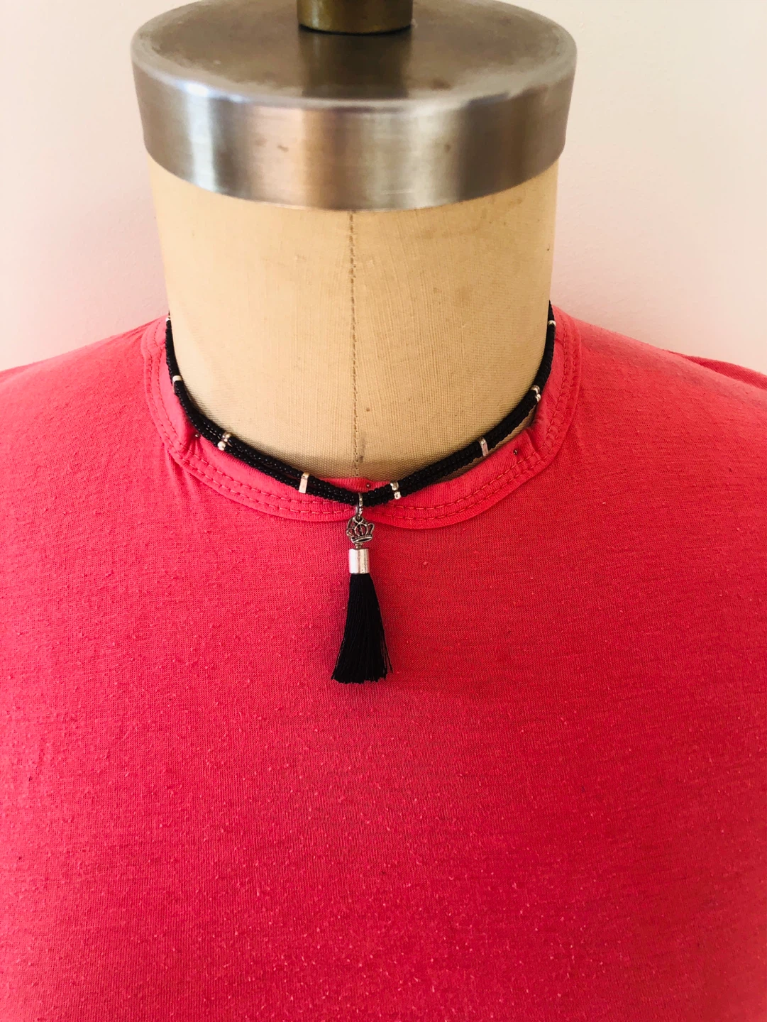 Stretchy Black Beaded Choker Necklace with Crown Tassel