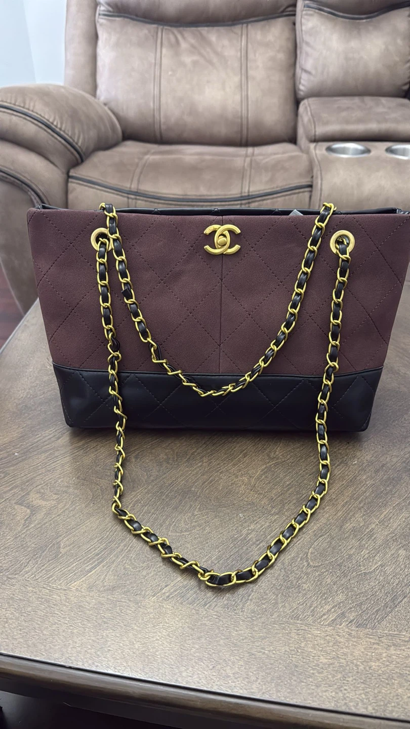 Chanel Quilted Tote Bag - photo 3