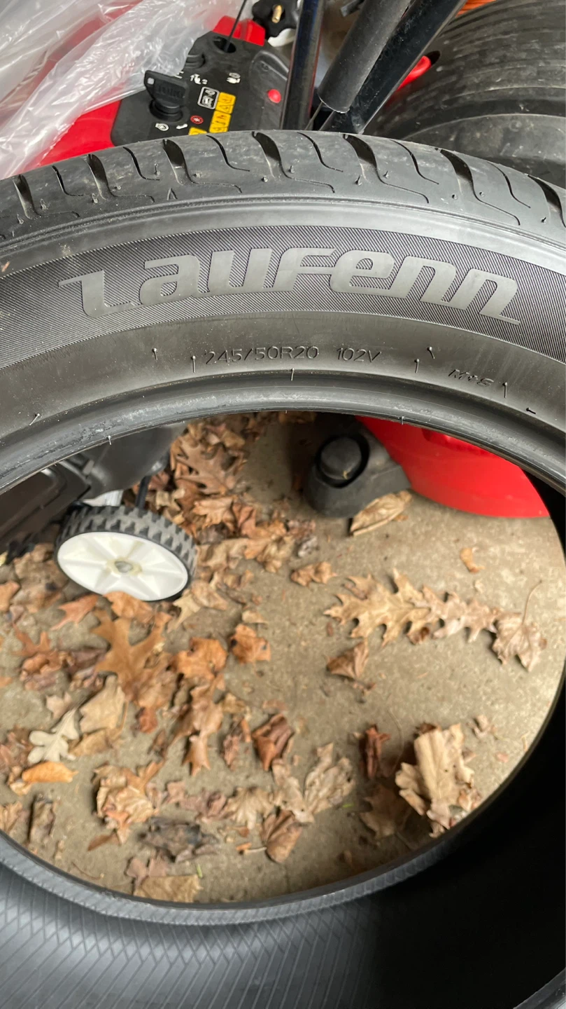Laurenz 245/50R20 102V Tires (Set of 4) - photo 4