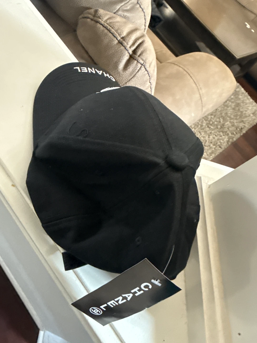 Chanel Black Baseball Cap with CC Logo - photo 2