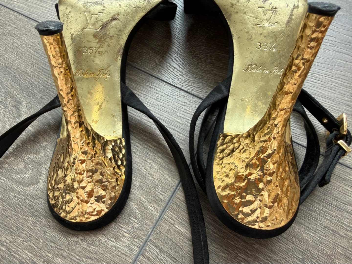 Authentic Louis Vuitton Black Heels Size 36.5 - photo 3