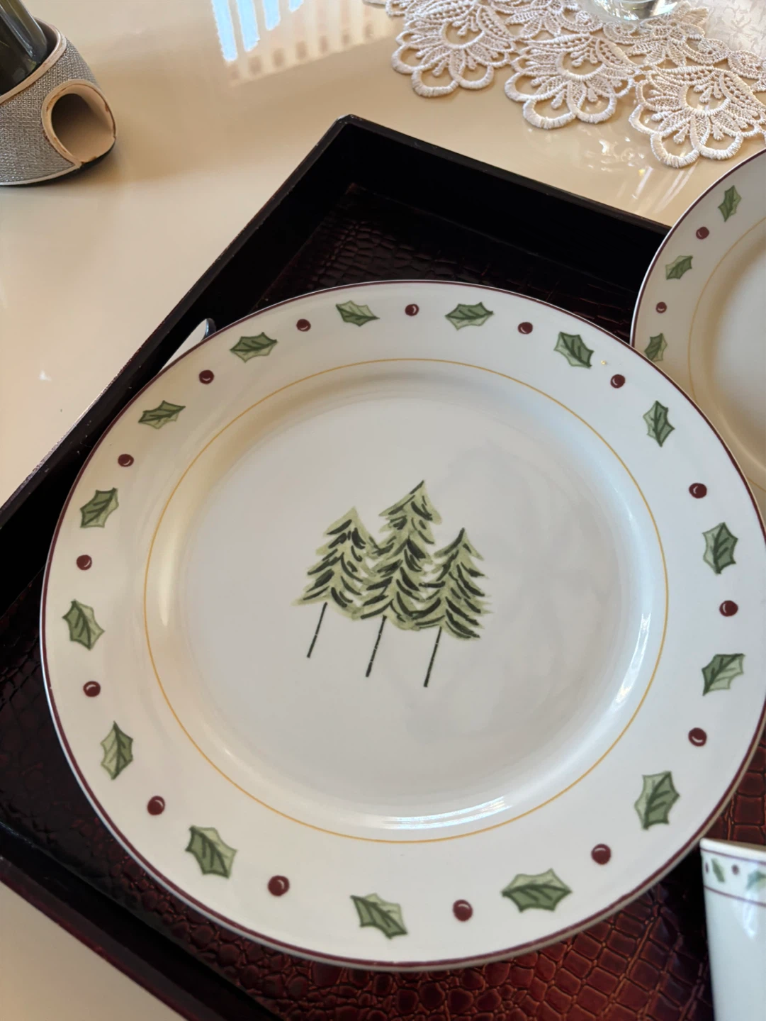 Christmas Themed Dinnerware Set - 4 Pieces - photo 2