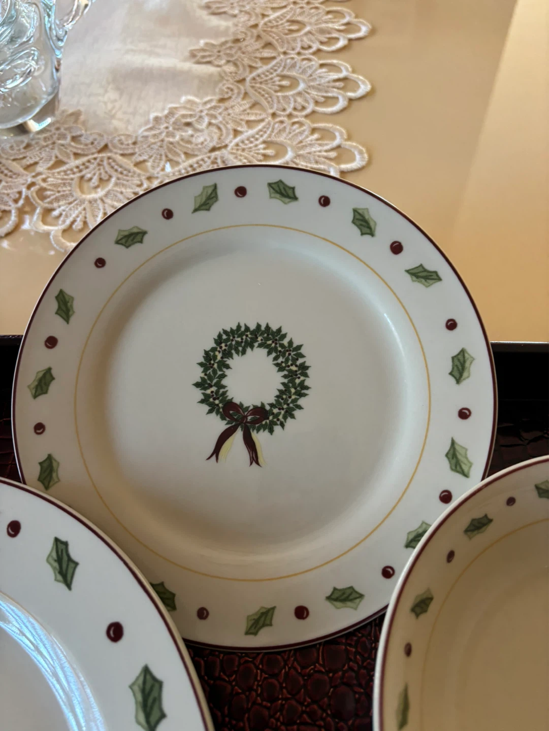 Christmas Themed Dinnerware Set - 4 Pieces - photo 5