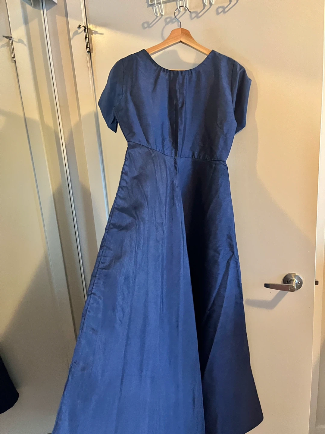 Satin dress new - photo 5