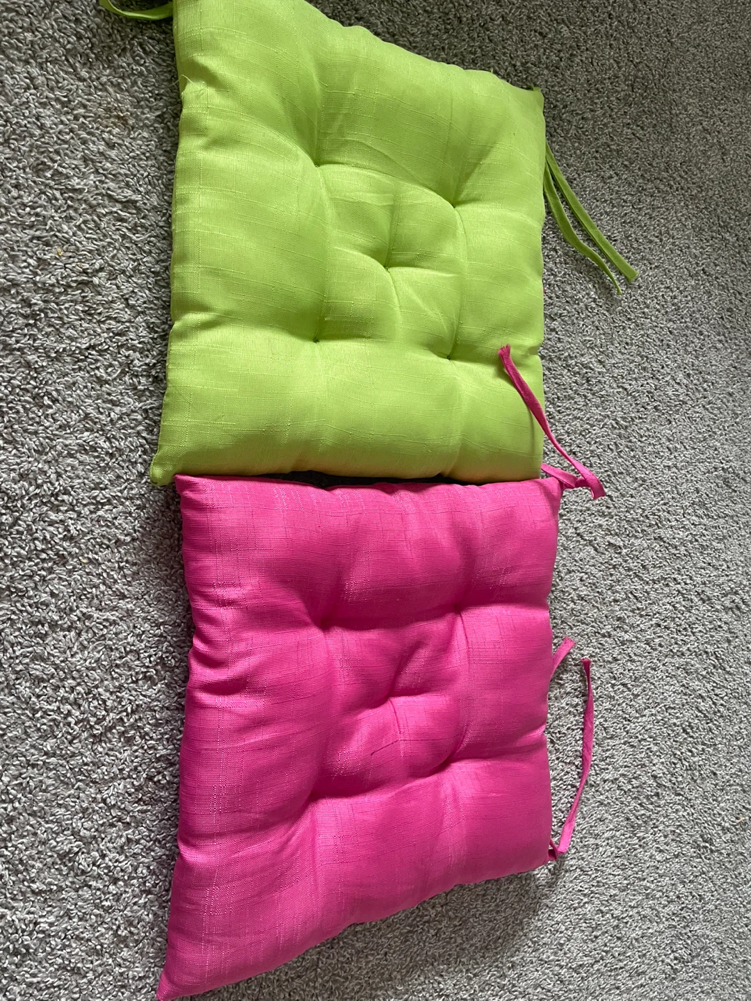 Set of 2 Tufted Seat Cushions - Pink & Green