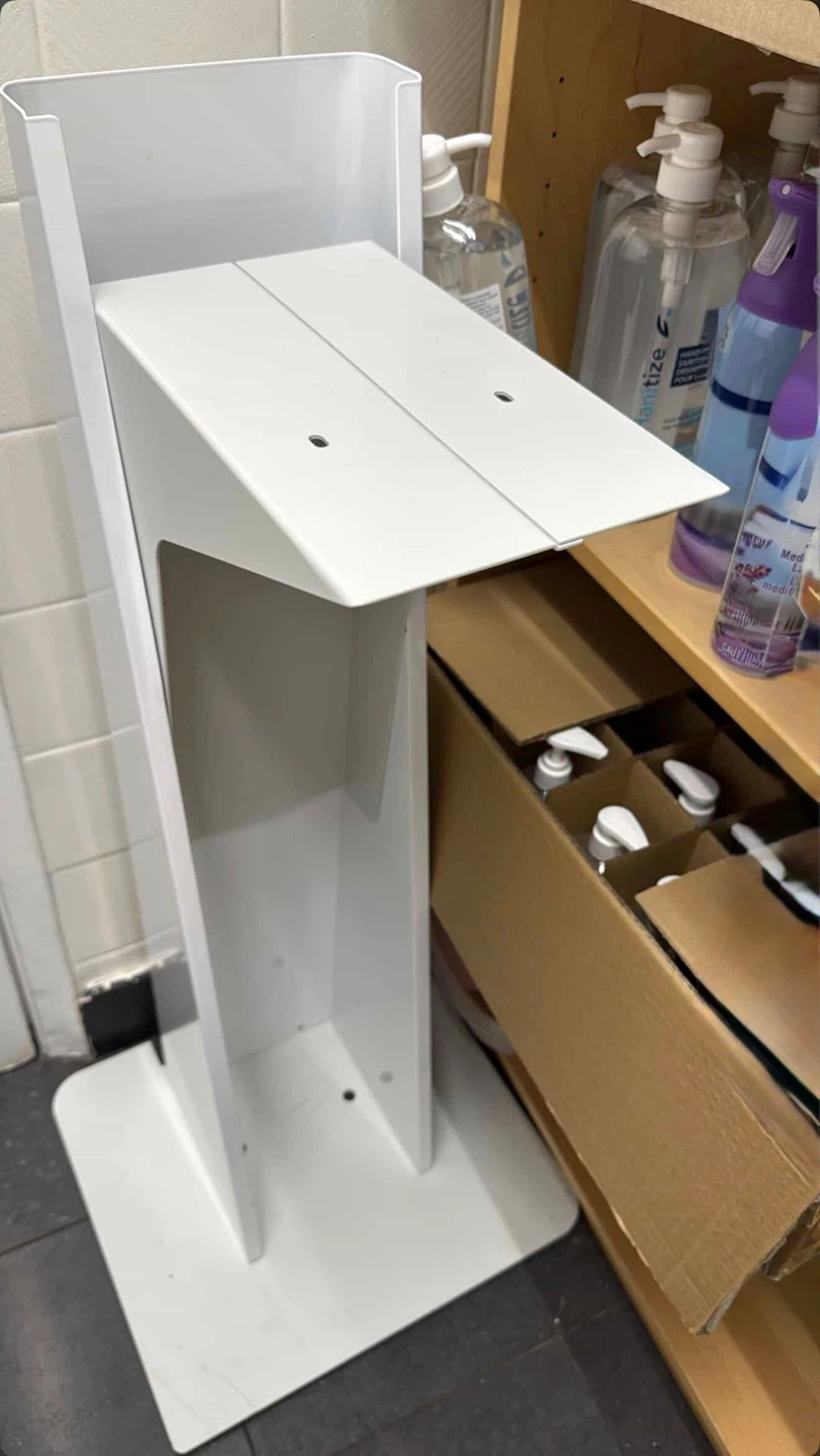 Clover Kiosk with Floor Stand - photo 2