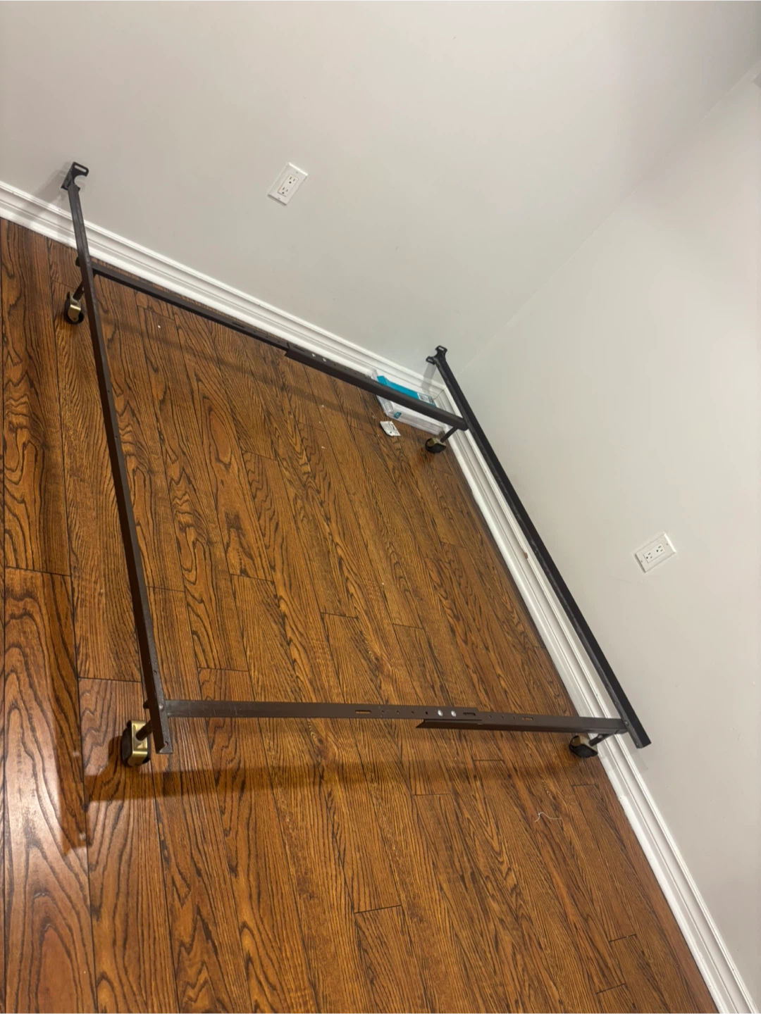 Metal Bed Frame - photo 3
