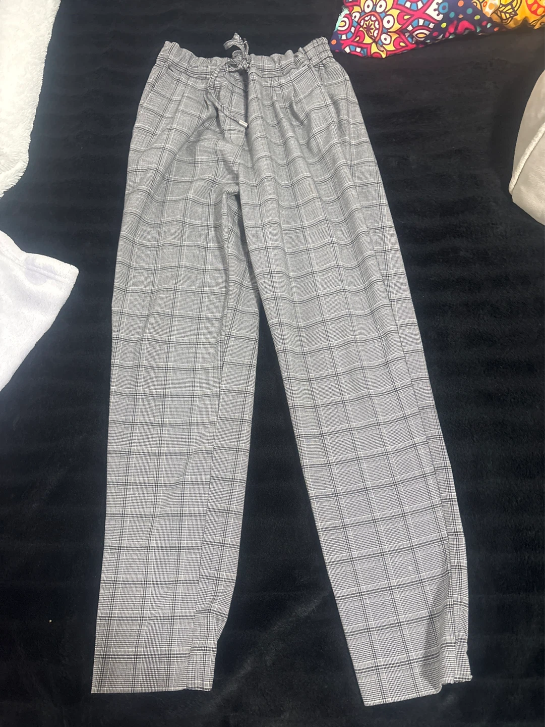 DYNAMITE Plaid Pants - TP/XS