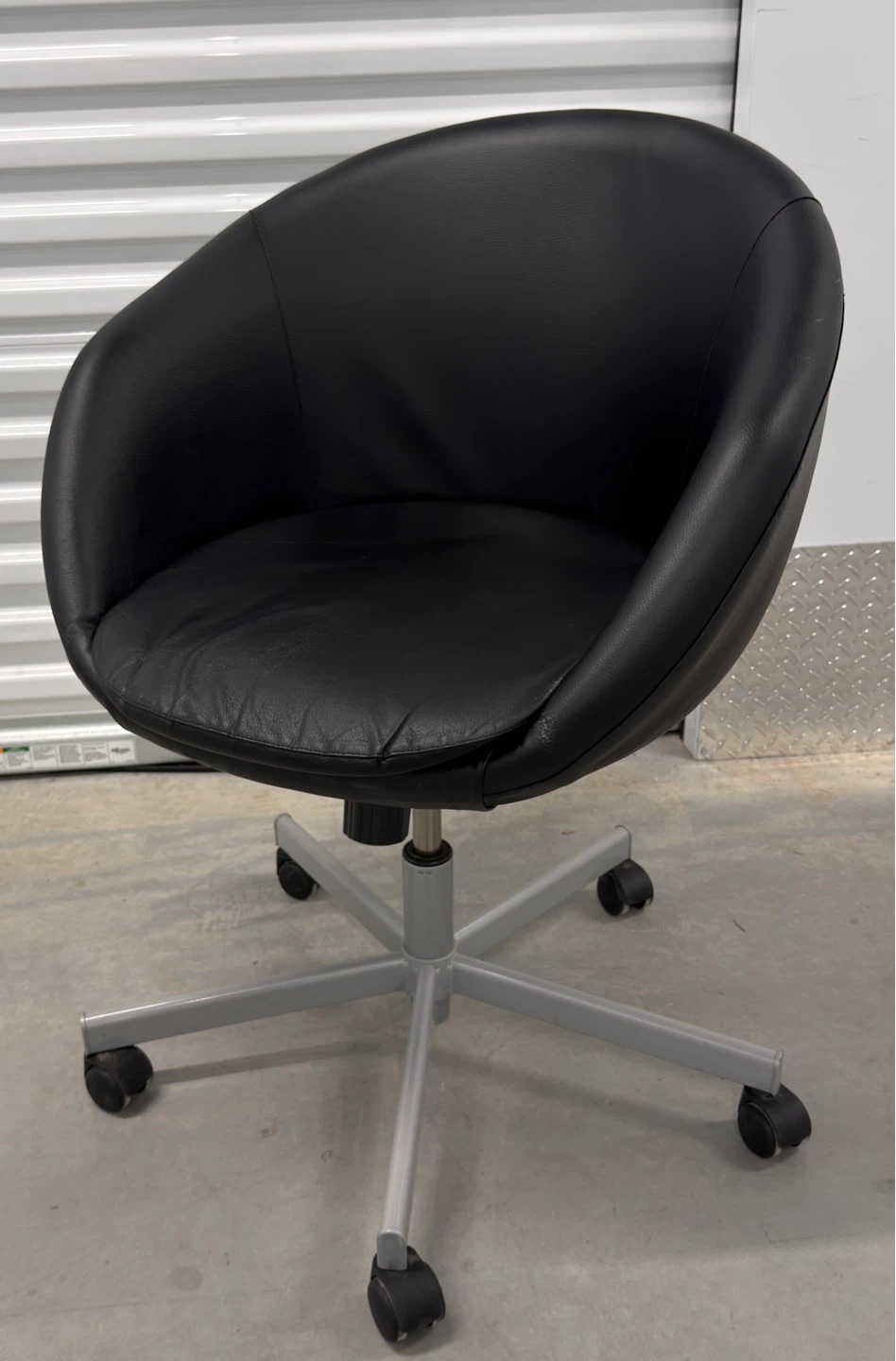 Modern Black Swivel Office Chair