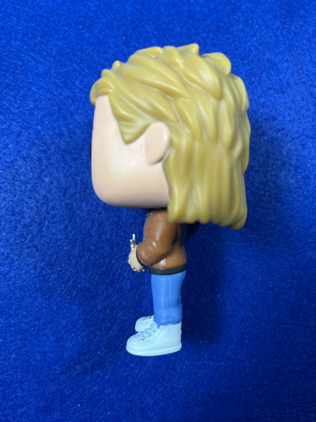 RARE MacGyver Funko Pop! #707 (Vaulted) - photo 4