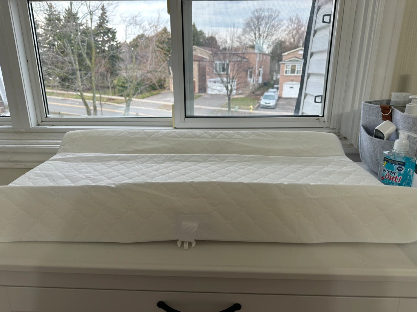 White Quilted Changing Pad - photo 2