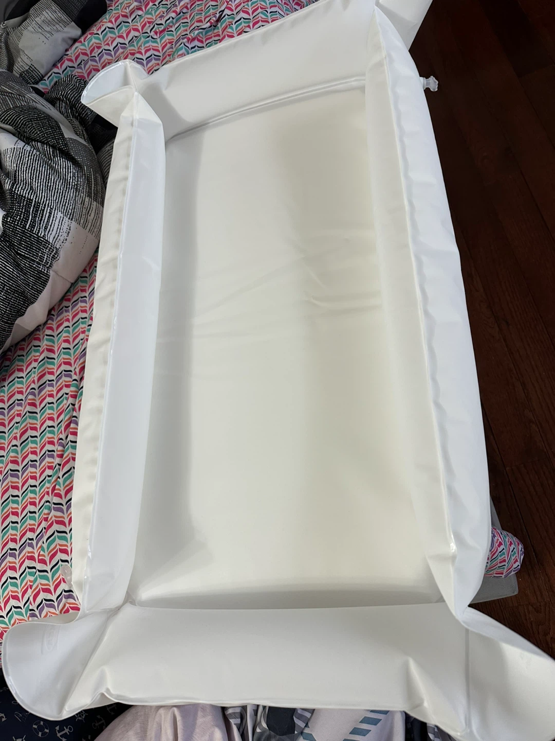 IKEA JÄTTETRÖTT Changing Pad