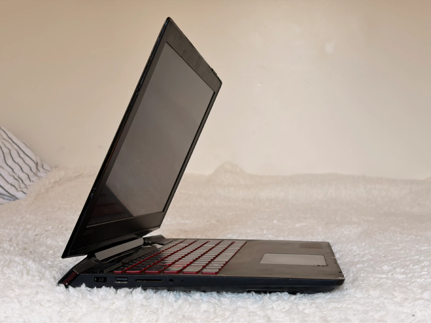 Lenovo Legion Gaming Y700 Laptop - 4 Cores / 8Gb / SSD+HDD - photo 4