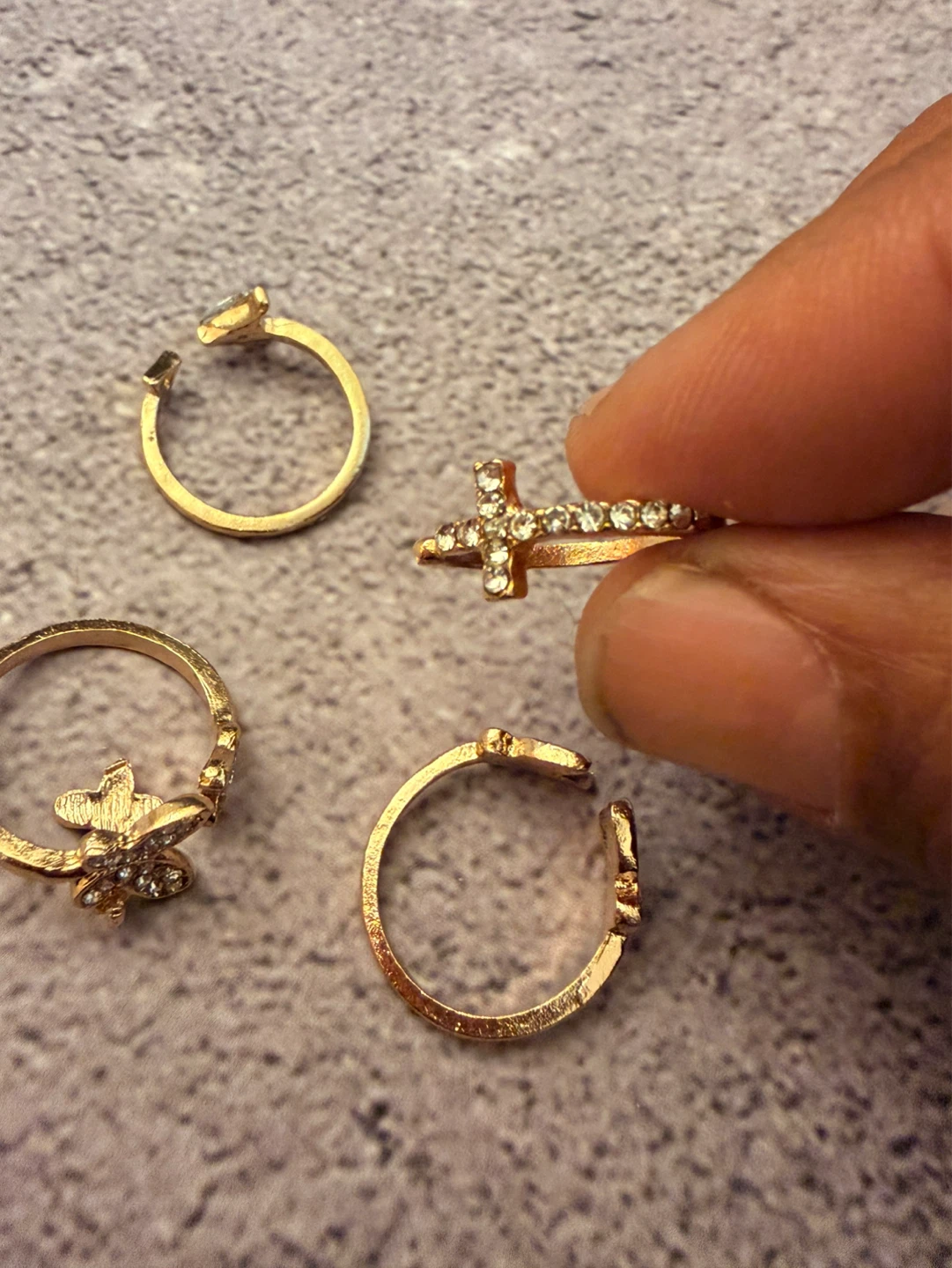 Gold Tone Butterfly & Gemstone Ring Set - photo 4