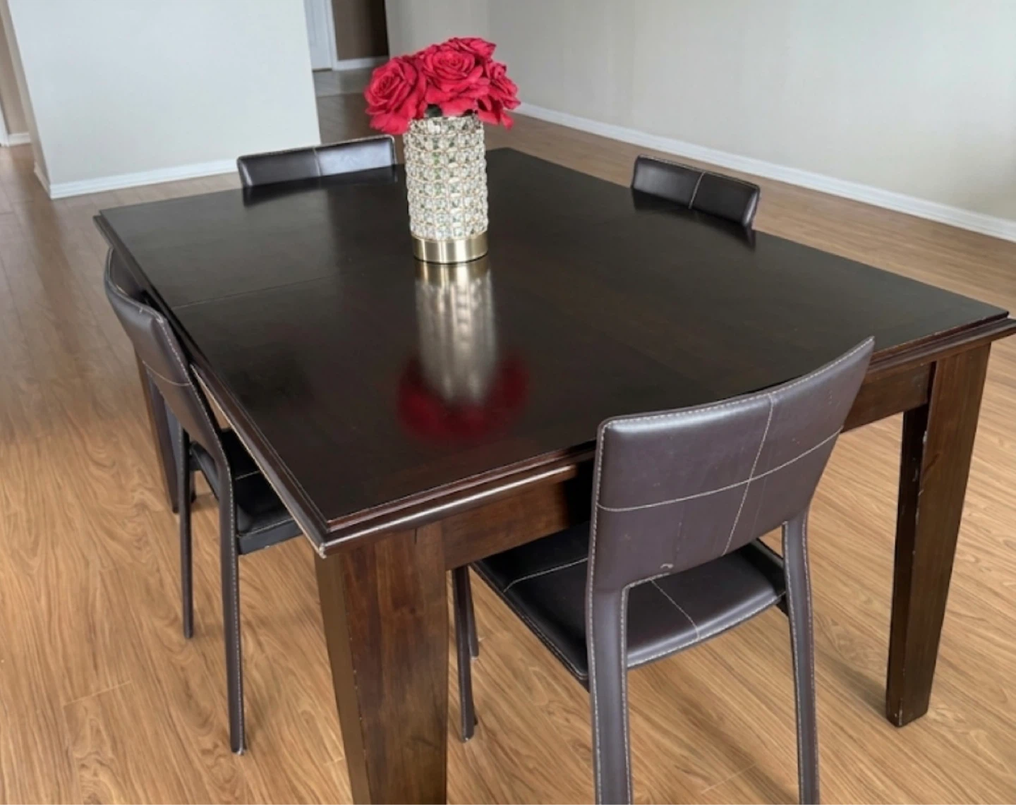 Solid Wood Dining Table Set/ 💰Reasonable offers considered.