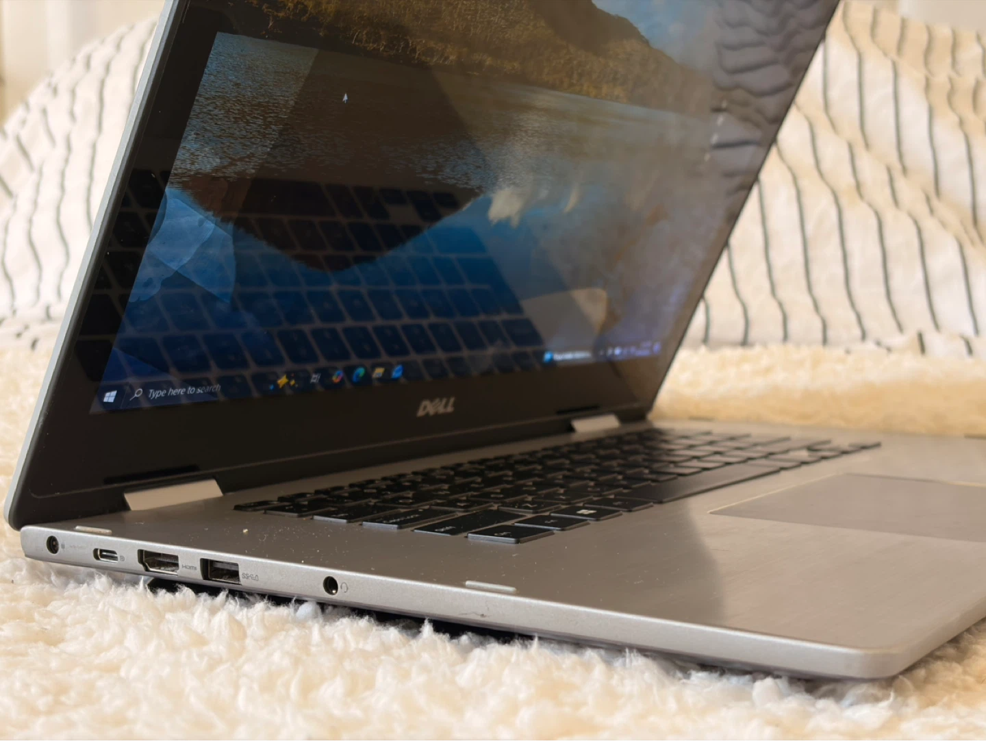 Dell Inspiron 15-7579 Laptop — i5-7th / 8GB / 256GB / Touch - photo 4