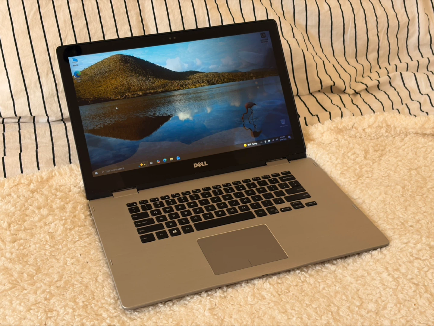 Dell Inspiron 15-7579 Laptop — i5-7th / 8GB / 256GB / Touch