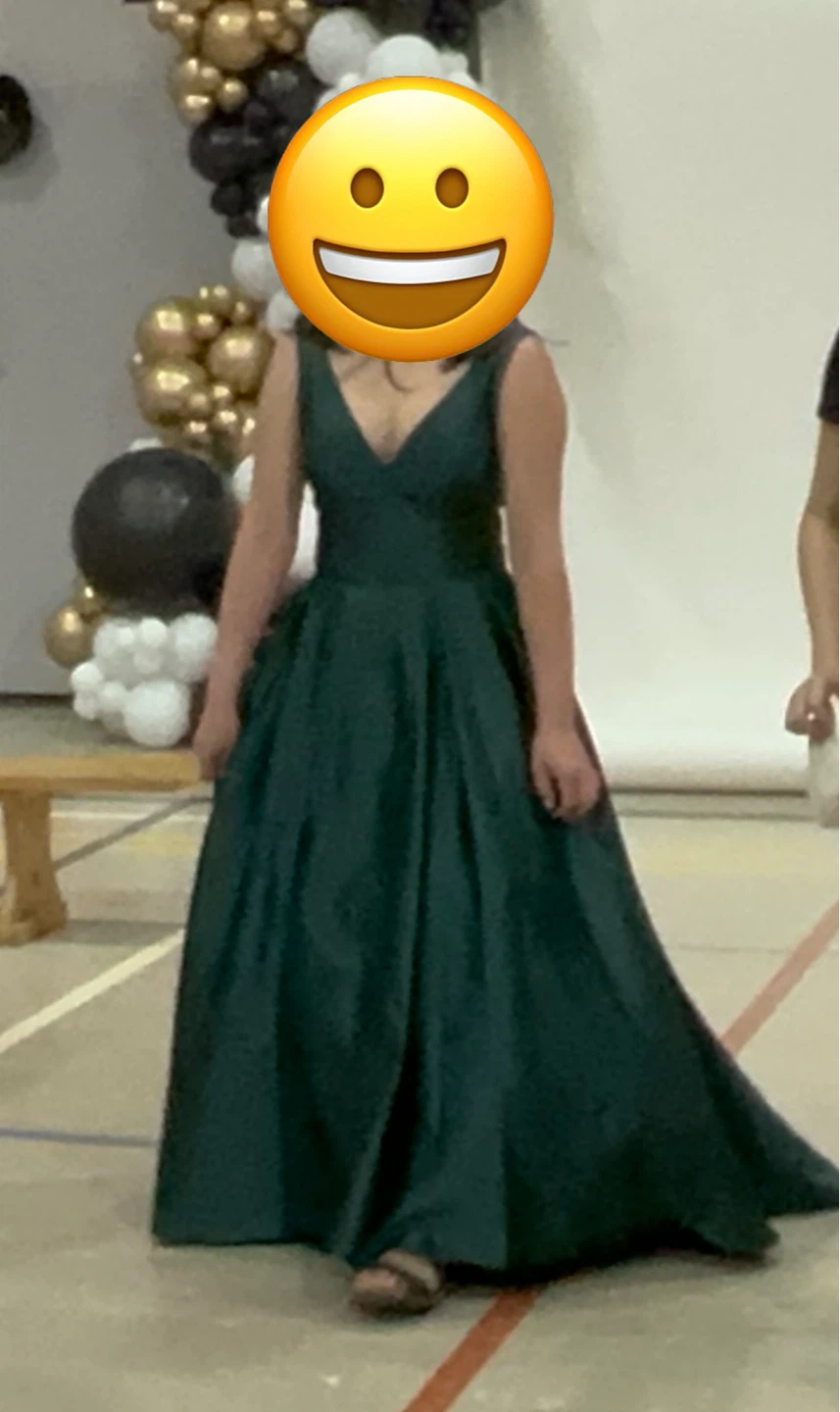 Emerald Green V-Neck Formal Gown