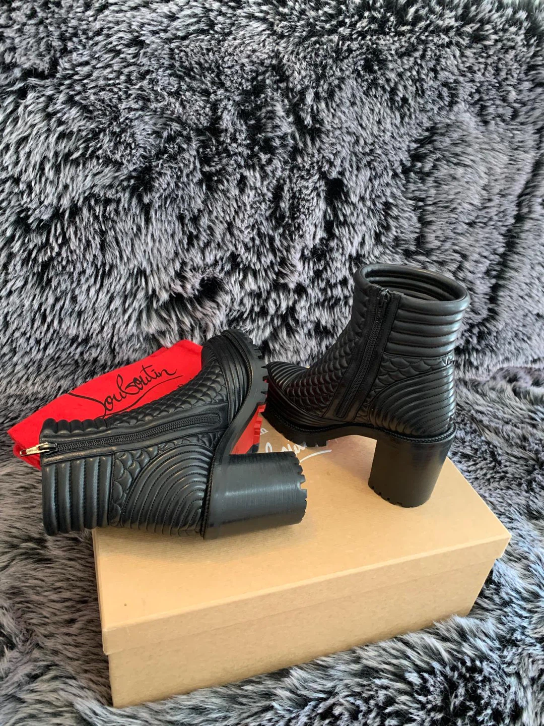 Christian Louboutin Black Quilted Leather Boots - photo 4