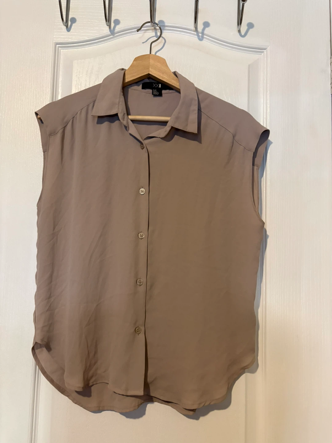 XXI Sleeveless Button-Up Shirt - Taupe