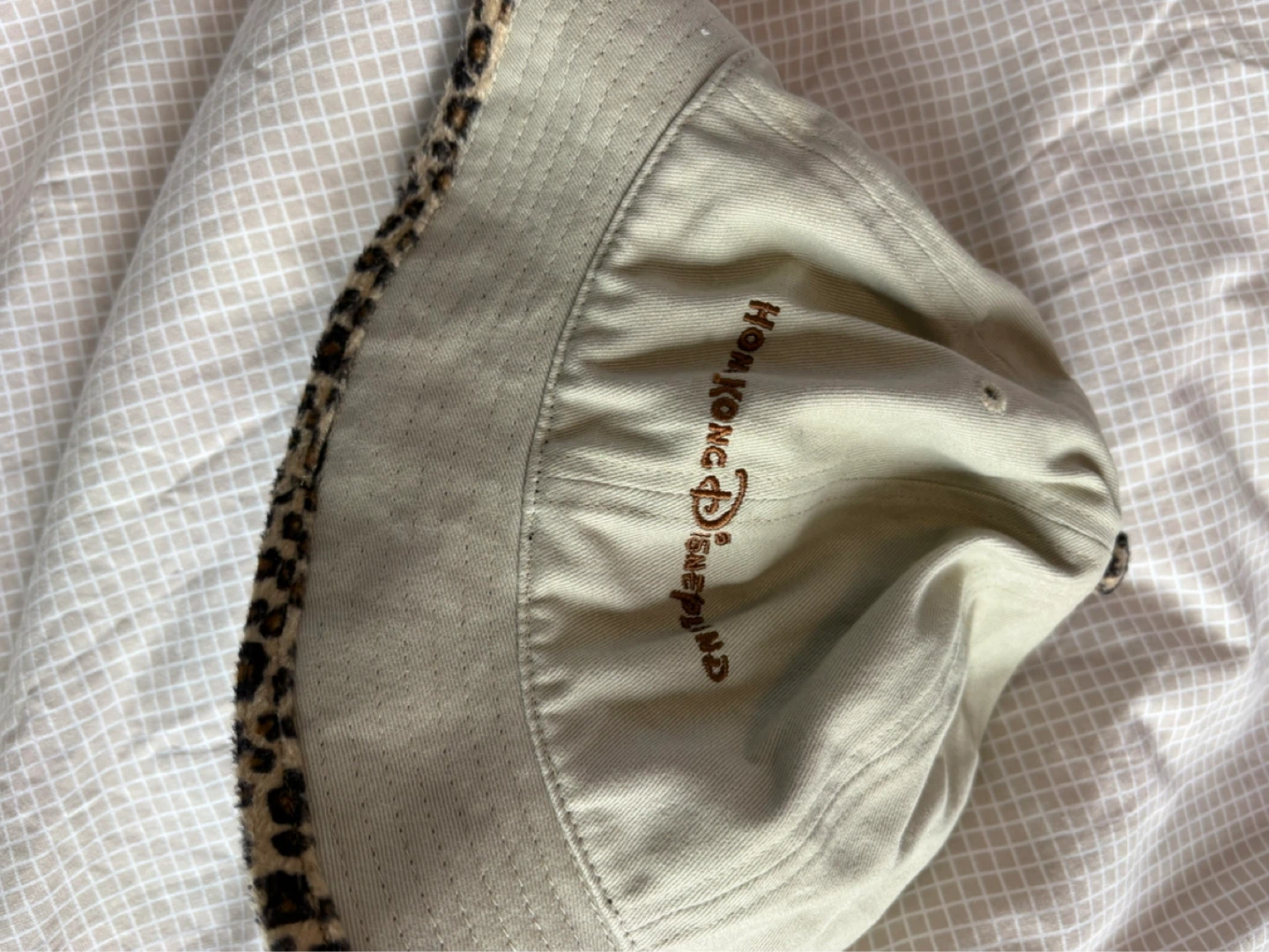 Hong Kong Disneyland Bucket Hat - small kid Adult - photo 2
